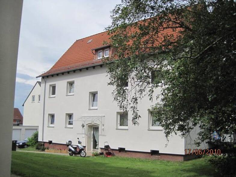 Wohnung zur Miete 450 € 2,5 Zimmer 35,8 m² Dachgeschoss frei ab 28.06.2025 Konstantinstr. 1 Petersberg Petersberg 36100