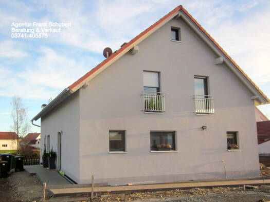 Mehrfamilienhaus zum Kauf provisionsfrei 7 Zimmer 170 m² 1 m² Grundstück Reusa Plauen 08529