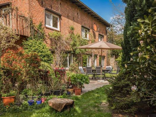 Einfamilienhaus zum Kauf 530.000 € 7 Zimmer 241 m² 5.378 m² Grundstück Itzehoe 25524