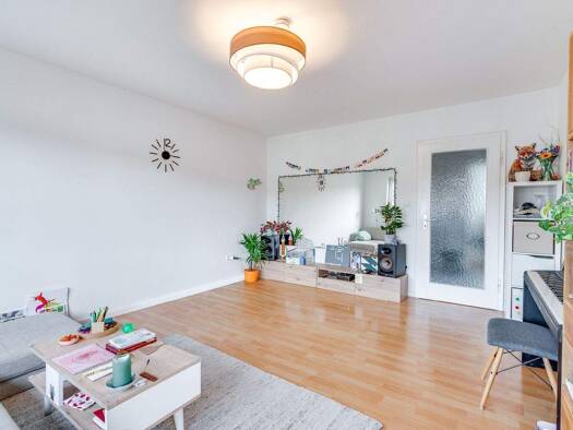 Wohnung zum Kauf 525.000 € 4 Zimmer 77,6 m² 4. Geschoss Milbertshofen-Am Hart München 80809
