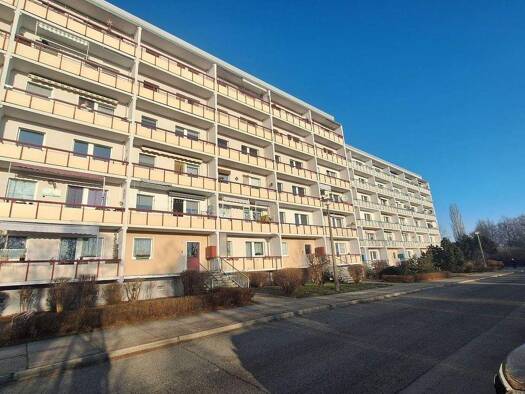 Wohnung zur Miete 325 € 2 Zimmer 57 m² 3. Geschoss frei ab 16.03.2026 Schlesische Straße 89 Königshufen Görlitz 02828