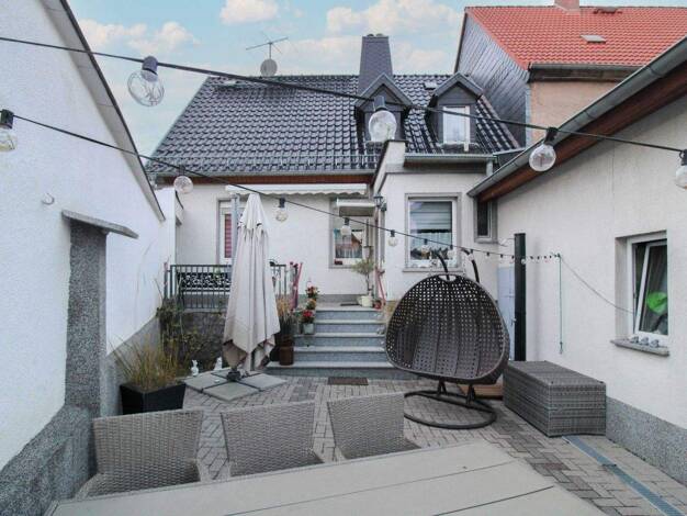 Sonstiges zum Kauf als Kapitalanlage geeignet 125.000 € 4 Zimmer 120 m² 218 m² Grundstück Nienburg 06429