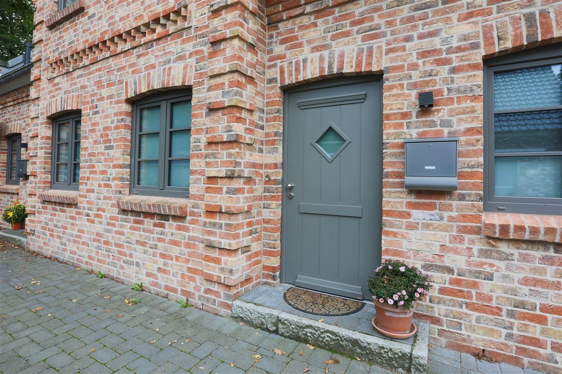 Doppelhaushälfte zum Kauf provisionsfrei 599.900 € 5 Zimmer 114 m²<br/>Wohnfläche 350 m²<br/>Grundstück Sarenweg 92 Wohldorf - Ohlstedt Hamburg 22397