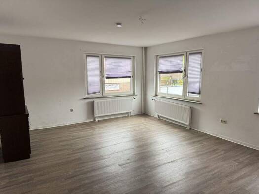 Wohnung zur Miete 700 € 3 Zimmer 99 m² 1. Geschoss frei ab sofort Burg (Dithmarschen) 25712