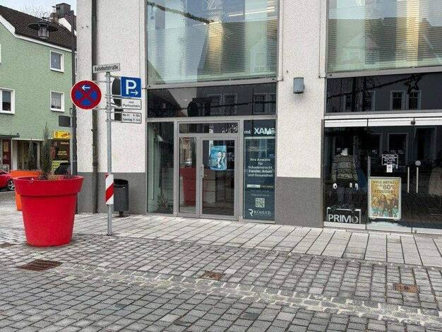 Laden zur Miete provisionsfrei 840 € 77 m² Verkaufsfläche Bahnhofstr. 13 Schwandorf 92421