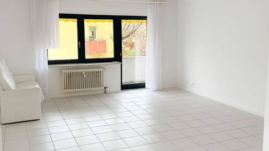 Wohnung zur Miete 1.050 € 3 Zimmer 95 m² Geschoss 2/4 frei ab sofort Vogelsangstraße Südoststadt Pforzheim 75173