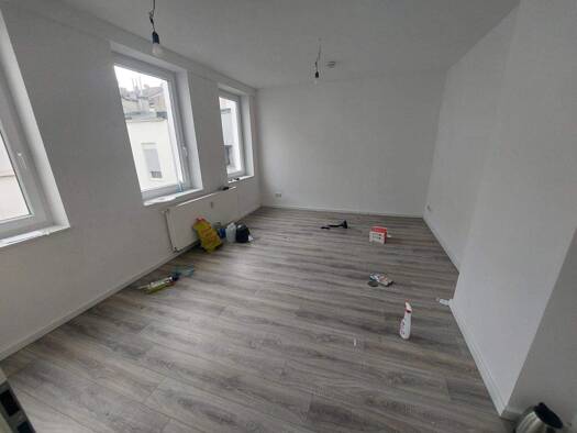 Wohnung zur Miete 380 € 1 Zimmer 28 m² 1. Geschoss frei ab sofort Lüdersstraße 2 Stadtmitte Krefeld 47798