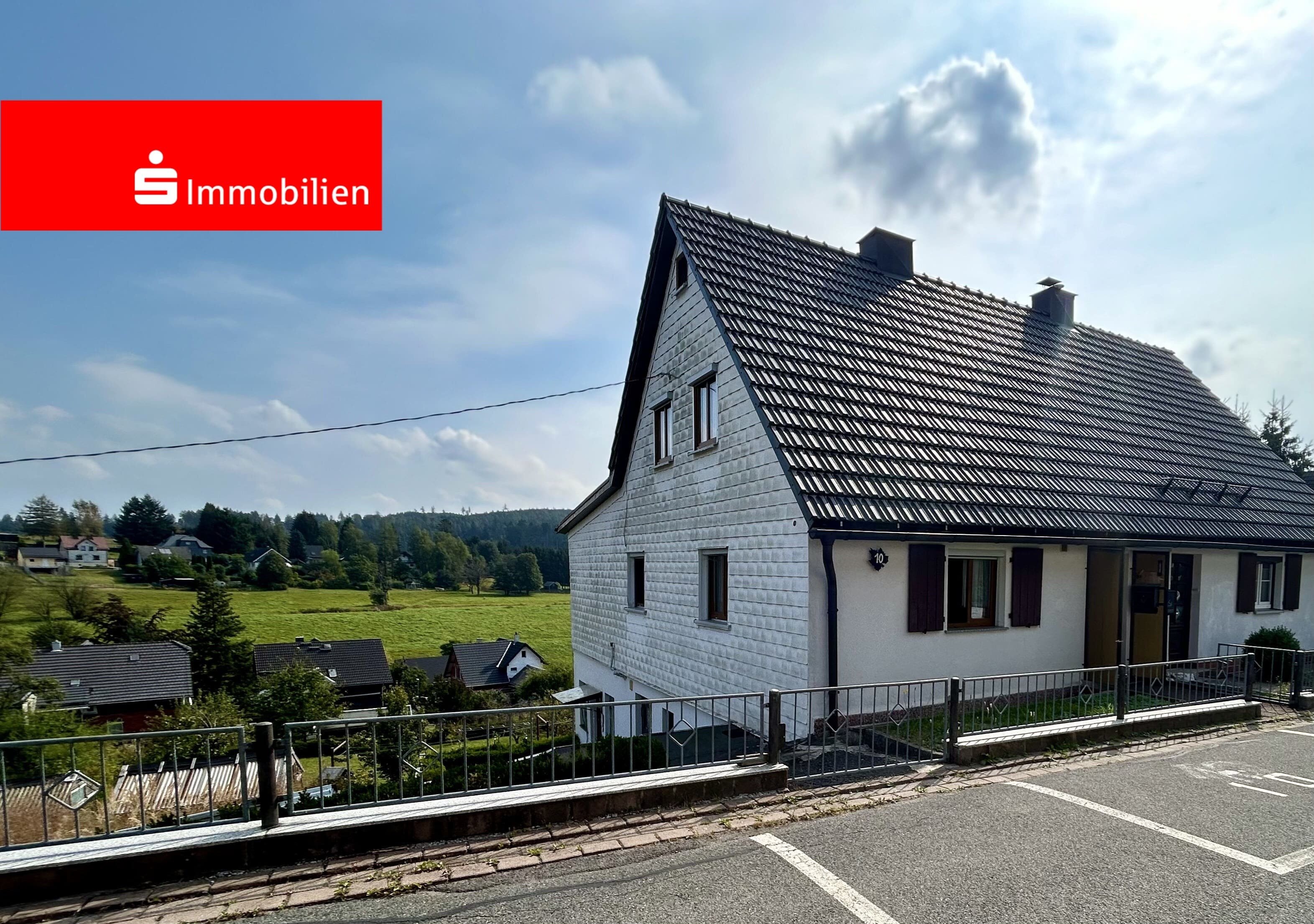 Doppelhaushälfte zum Kauf 75.000 € 5 Zimmer 100 m²<br/>Wohnfläche 1.107 m²<br/>Grundstück ab sofort<br/>Verfügbarkeit Judenbach Föritztal 96524