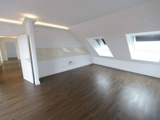 Wohnung zur Miete 990 € 4 Zimmer 83,3 m² 4. Geschoss frei ab 01.02.2026 Berthastraße 32a Mockau-Süd Leipzig 04357