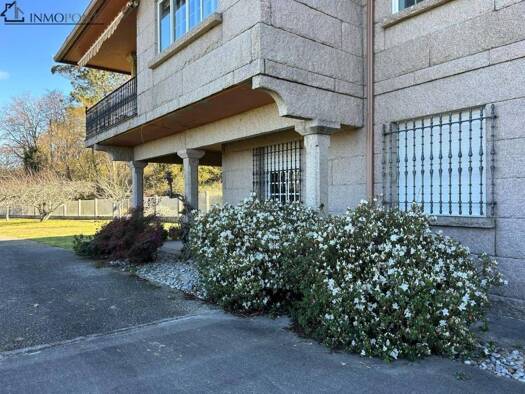 Villa zum Kauf 650.000 € 5 Zimmer 436 m² 4.072 m² Grundstück Pontevedra 36164