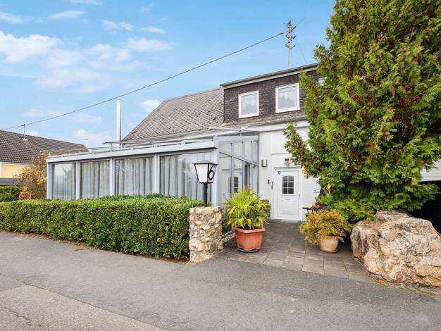 Einfamilienhaus zum Kauf 269.000 € 9 Zimmer 205 m² 1.058 m² Grundstück Patersberg 56348