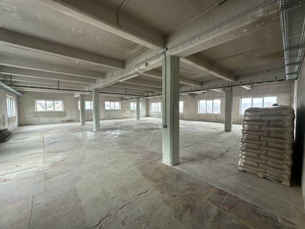 Lagerhalle zur Miete 570 € 288 m² Lagerfläche Arzberg Arzberg 95659