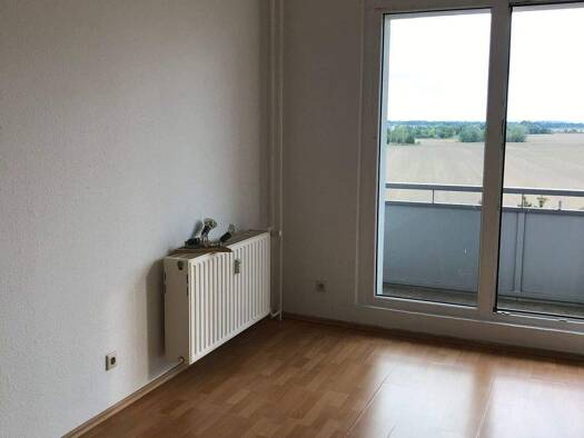 Wohnung zur Miete 306 € 2 Zimmer 50,9 m² 6 Geschosse frei ab 01.11.2026 Großenhain Großenhain 01558