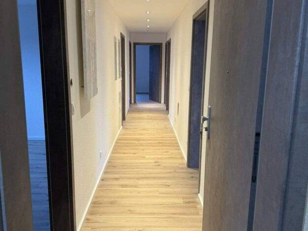 Wohnung zur Miete 750 € 5 Zimmer 95 m² 1. Geschoss Schulstraße 6 Oberkotzau 95145