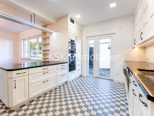 Villa zum Kauf 599.000 € 11 Zimmer 334 m² 741 m² Grundstück Wipperfürth 51688