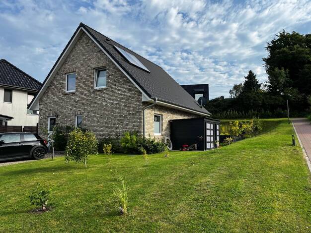 Einfamilienhaus zum Kauf 529.000 € 5 Zimmer 116 m² 612 m² Grundstück frei ab 01.11.2026 Am Dorfplatz 9 Brenkenhagen Grömitz 23743