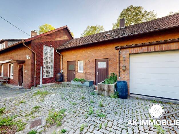 Doppelhaushälfte zum Kauf 99.000 € 110 m² 203 m² Grundstück Freden Freden (Leine) 31084