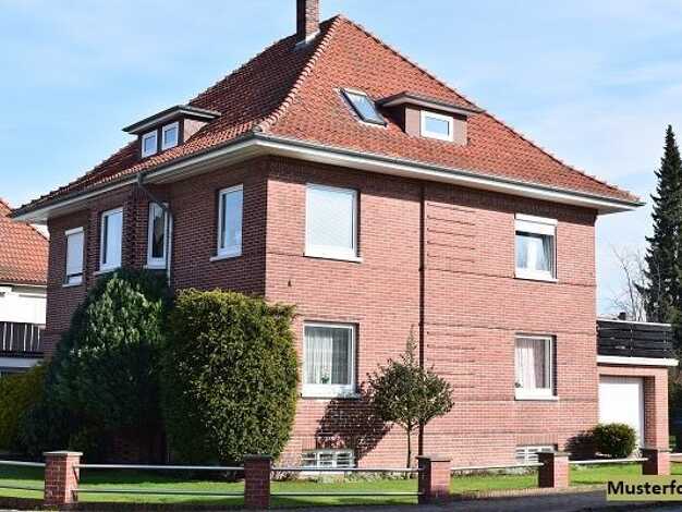 Mehrfamilienhaus zum Kauf 412.000 € 329 m² 335 m² Grundstück Mittelmeiderich Meiderich / Beeck 47137