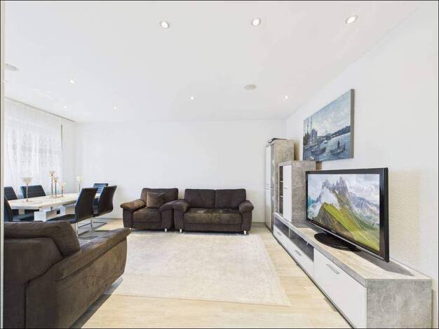 Haus zum Kauf 895.000 € 14 Zimmer 451,7 m² 452 m² Grundstück Kahl am Main 63796