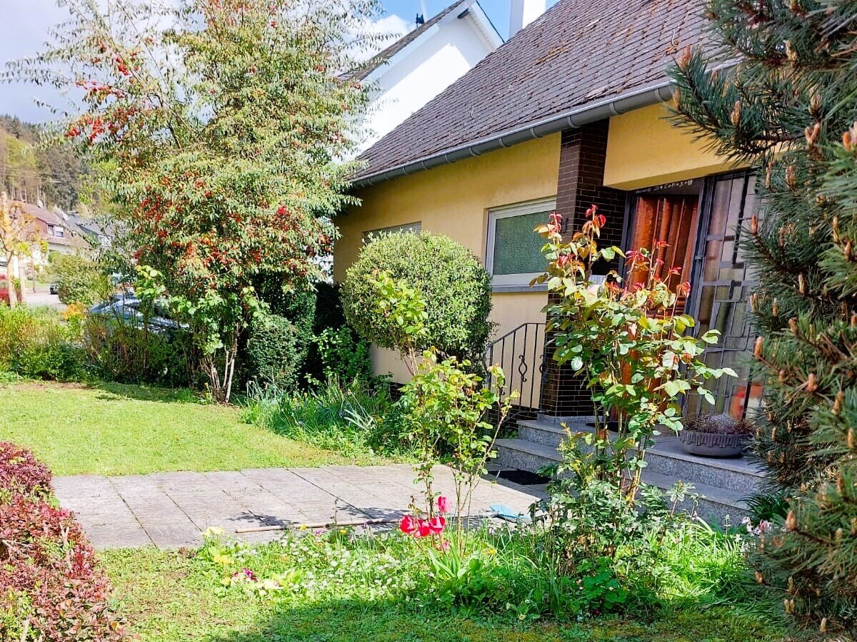 Einfamilienhaus zum Kauf 695.000 € 7 Zimmer 270 m²<br/>Wohnfläche 863 m²<br/>Grundstück Igel Igel 54298