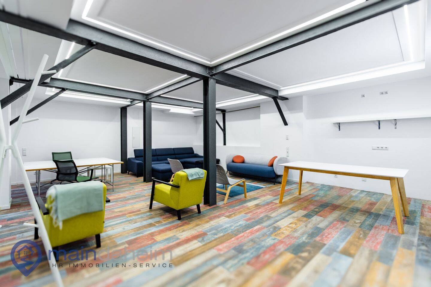 Loft-Charme in historischer Schmiede: Moderne Eleganz trifft auf authentischen Industriecharakter