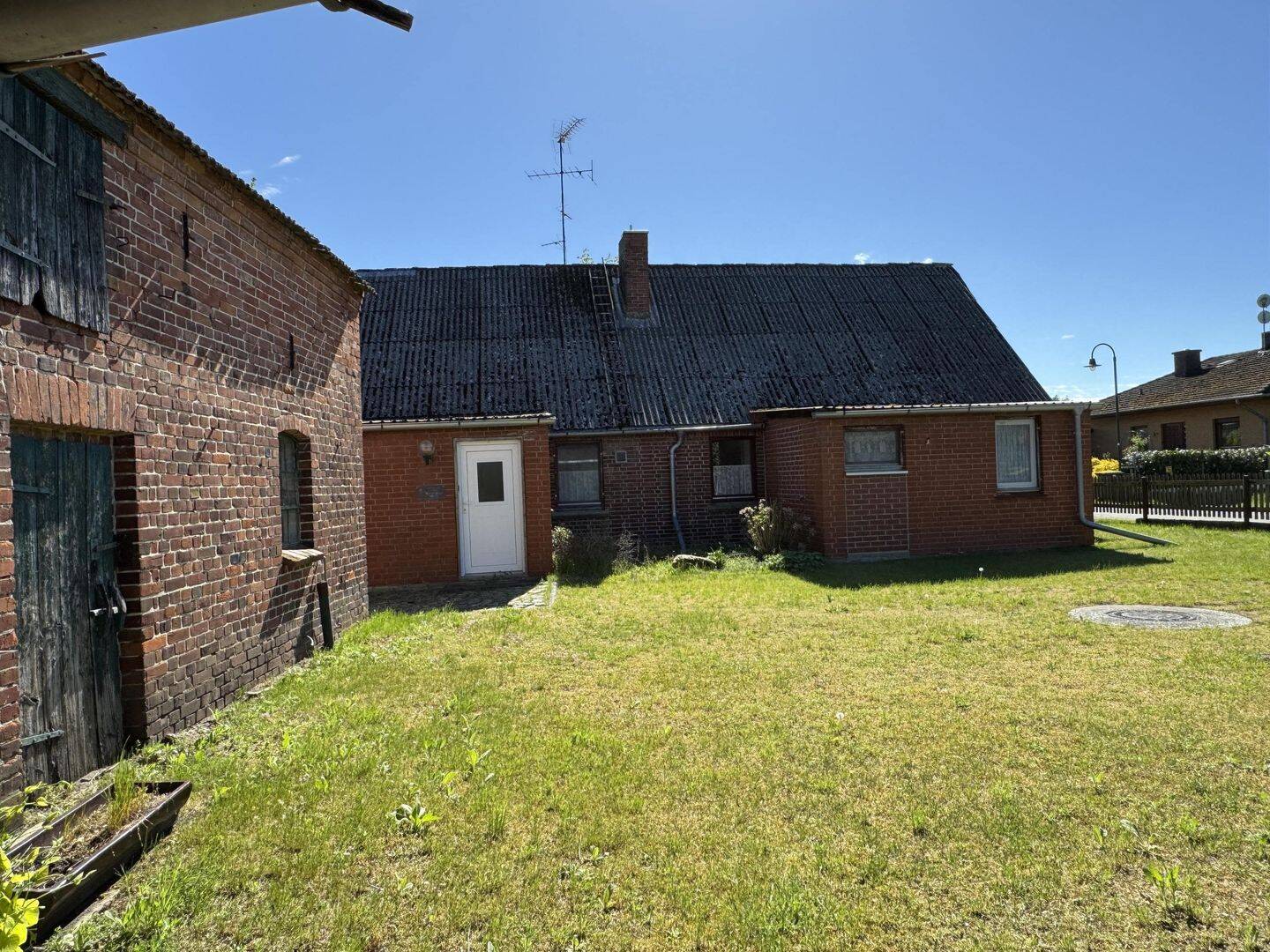 Einfamilienhaus zum Kauf – pohled 3