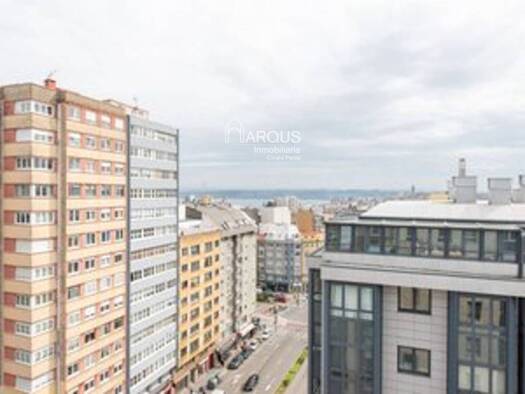 Haus zum Kauf 1.250.000 € 4 Zimmer 200 m² A Coruña 15008