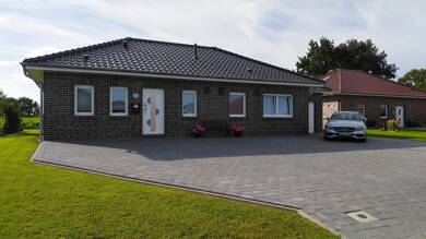 Bungalow zum Kauf provisionsfrei 409.000 € 4 Zimmer 102 m² 784 m² Grundstück Ostochtersum Ochtersum 26489