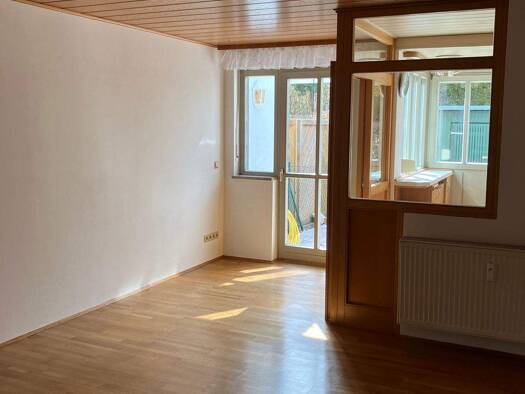 Terrassenwohnung zum Kauf 179.900 € 2 Zimmer 48,8 m² Geschoss EG/2 frei ab sofort Konradsiedlung-Wutzlhofen Regensburg 93057