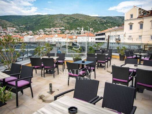 Ladenfläche zum Kauf 3.600.000 € 31 Zimmer Senj Senj