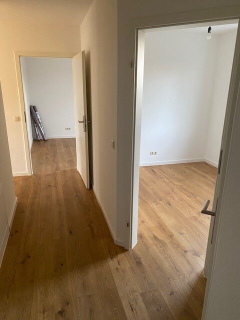 Terrassenwohnung zum Kauf provisionsfrei 290.000 € 3 Zimmer 69,5 m²<br/>Wohnfläche EG<br/>Geschoss ab sofort<br/>Verfügbarkeit Hausmehringer Str. 11 Nandlstadt Nandlstadt 85405