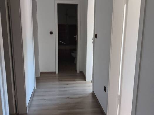 Wohnung zum Kauf provisionsfrei 119.000 € 3,5 Zimmer 58 m² Geschoss 2/3 frei ab sofort Am Hohen Teich 9 Mengede Dortmund 44359