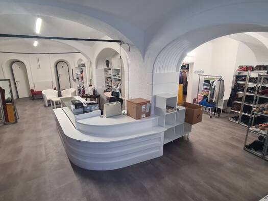 Laden zur Miete 550 € Innere Stadt Villach 9500