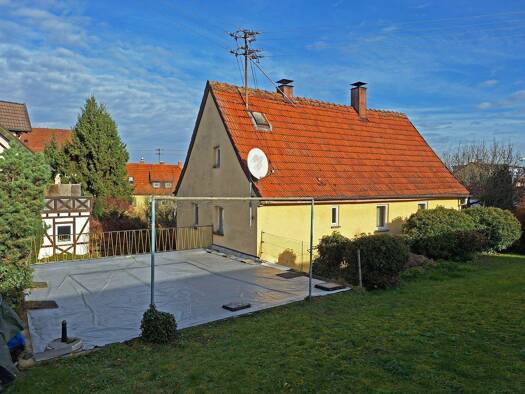 Mehrfamilienhaus zum Kauf 125.000 € 369 m² Grundstück frei ab sofort Birkachstraße 3 Straßdorf Schwäbisch Gmünd 73072