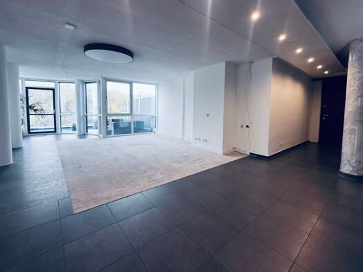 Penthouse zur Miete 485 € 4,5 Zimmer 150 m² Geschoss 1/2 frei ab 01.11.2026 Regensburger Straße 34 Haidenhof-Nord Passau 94036