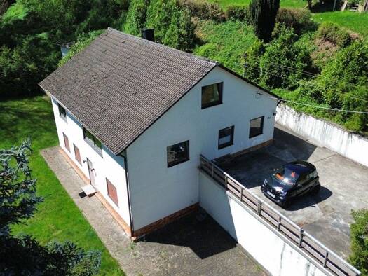 Einfamilienhaus zum Kauf 185.000 € 6 Zimmer 205 m² 3.744 m² Grundstück Innenstadt Pirmasens 66955