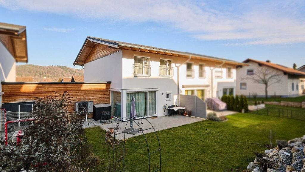 Reihenendhaus zum Kauf 449.000 € 4 Zimmer 107 m² 224 m² Grundstück Vilshofen 94474