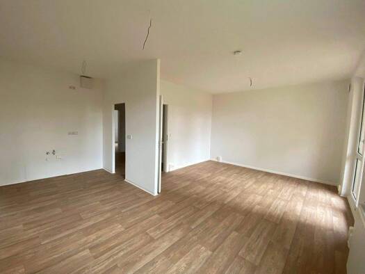 Wohnung zur Miete 554 € 4 Zimmer 80,9 m² 8. Geschoss frei ab 15.12.2025 Auenstraße 15 Suhl 98529