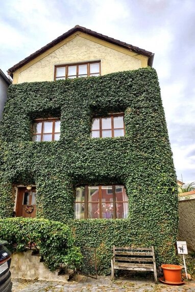 Einfamilienhaus zum Kauf 250.000 € 6 Zimmer 177 m² 107 m² Grundstück Dollnstein Dollnstein 91795