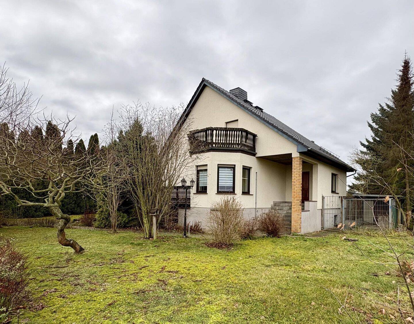 Immobilie in Rothenburg/Oberlausitz - Schöner Wohnen mit Pool und Terrasse - Bild 0