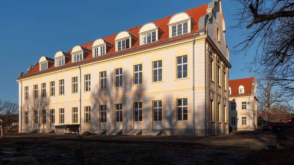 Wohnung zur Miete 1.045 € 2 Zimmer 81,3 m² 1. Geschoss frei ab 01.03.2026 Fürstenberg/Havel 16798