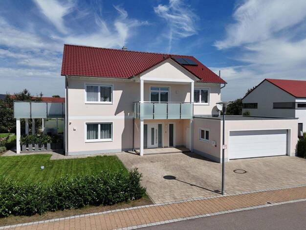 Einfamilienhaus zum Kauf provisionsfrei 885.000 € 11 Zimmer 315 m² 727 m² Grundstück Satteldorf 74589
