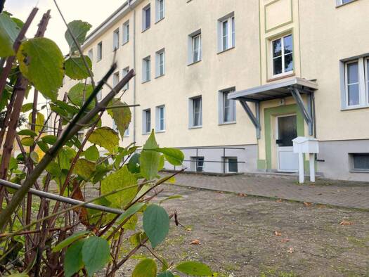 Wohnung zur Miete 425 € 2 Zimmer 69,5 m² 2. Geschoss frei ab sofort Binnenhafenstraße 3 Trotha Halle (Saale) 06118