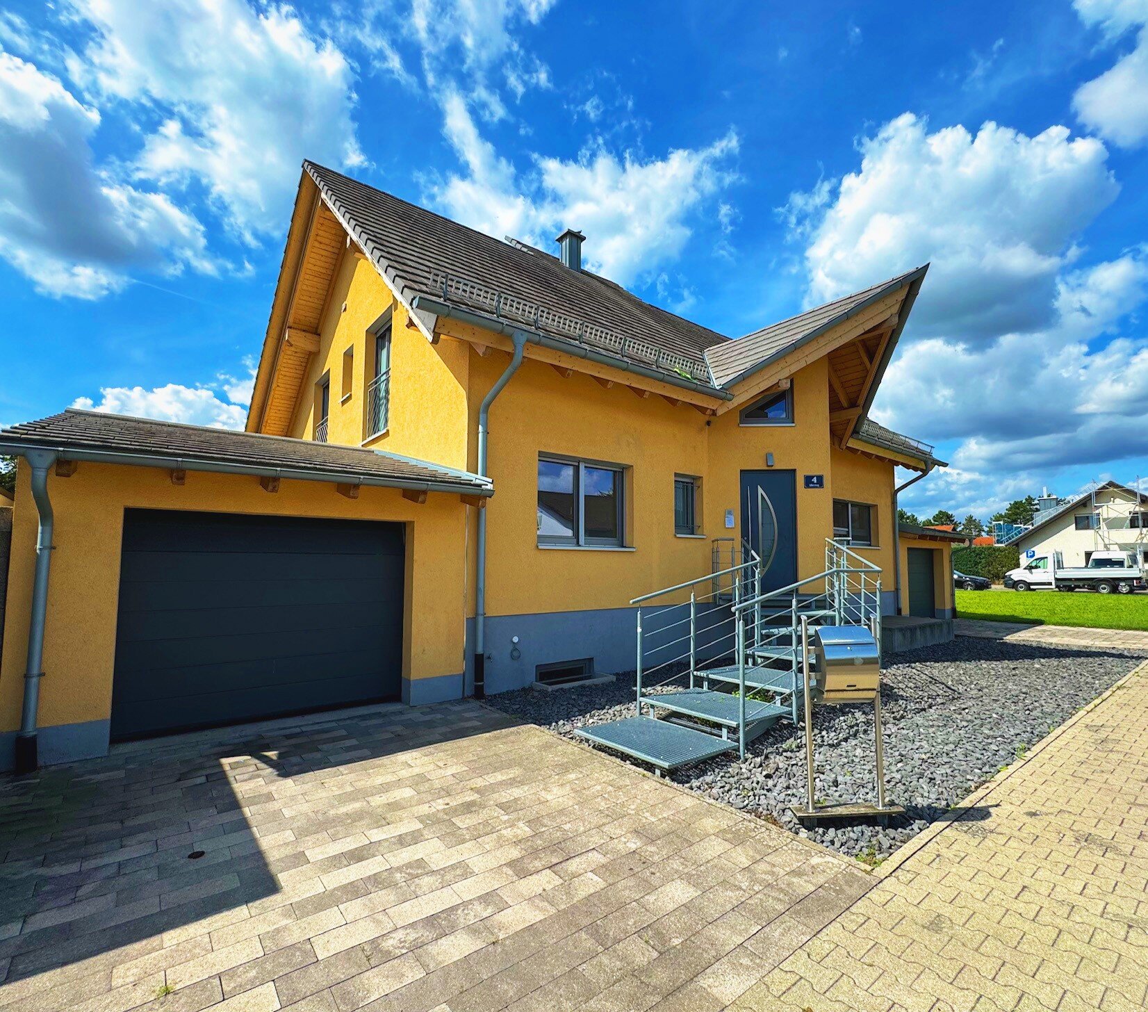 Einfamilienhaus zum Kauf 749.000 € 5,5 Zimmer 182 m²<br/>Wohnfläche 609 m²<br/>Grundstück Oberhausen Oberhausen-Rheinhausen 68794