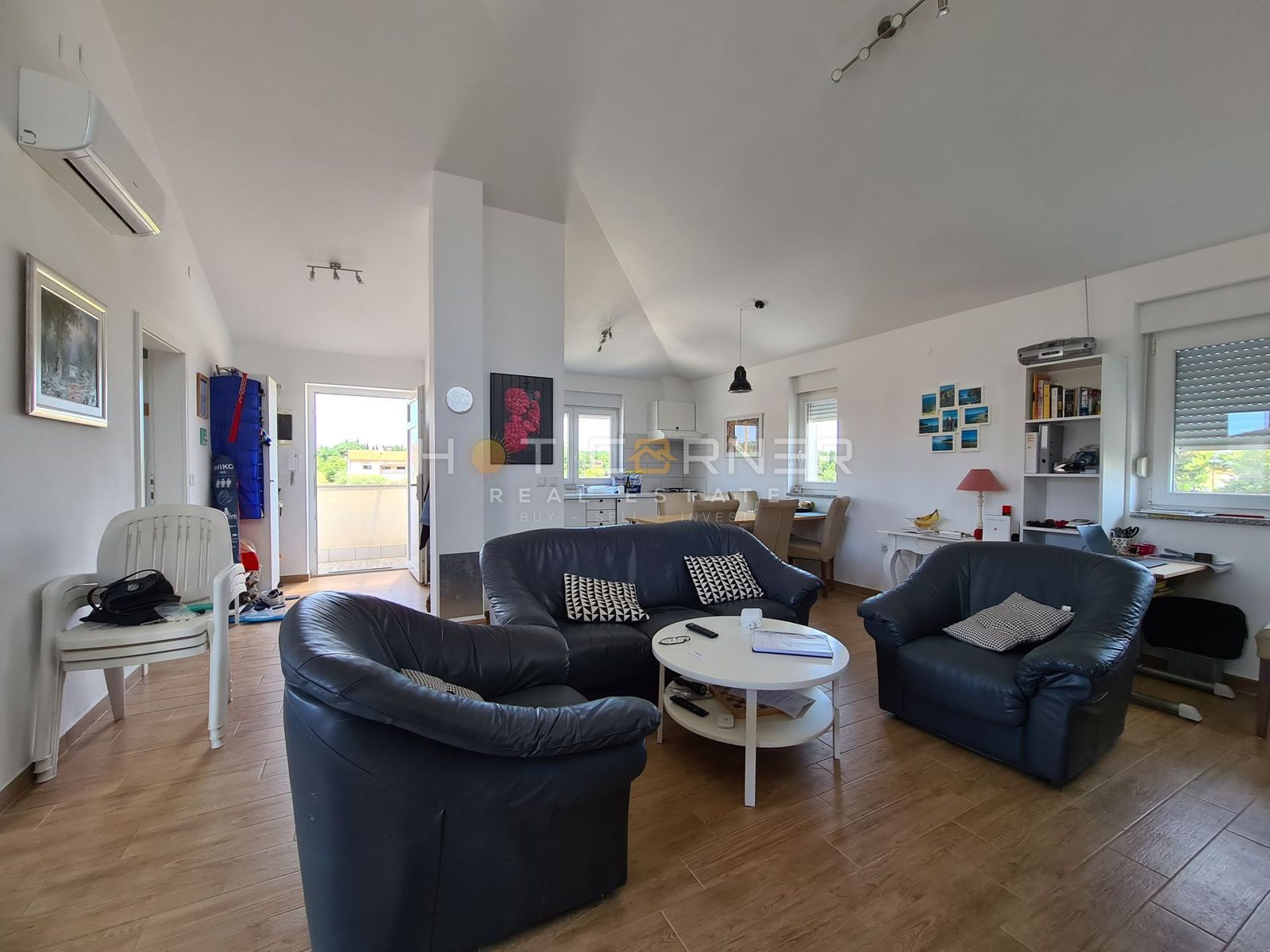 Wohnung zum Kauf 349.000 € 4 Zimmer 120 m²<br/>Wohnfläche 1.<br/>Geschoss Pomer