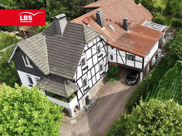 Einfamilienhaus zum Kauf 415.000 € 8 Zimmer 270 m² 974 m² Grundstück Morsbach, Sieg Morsbach 51597