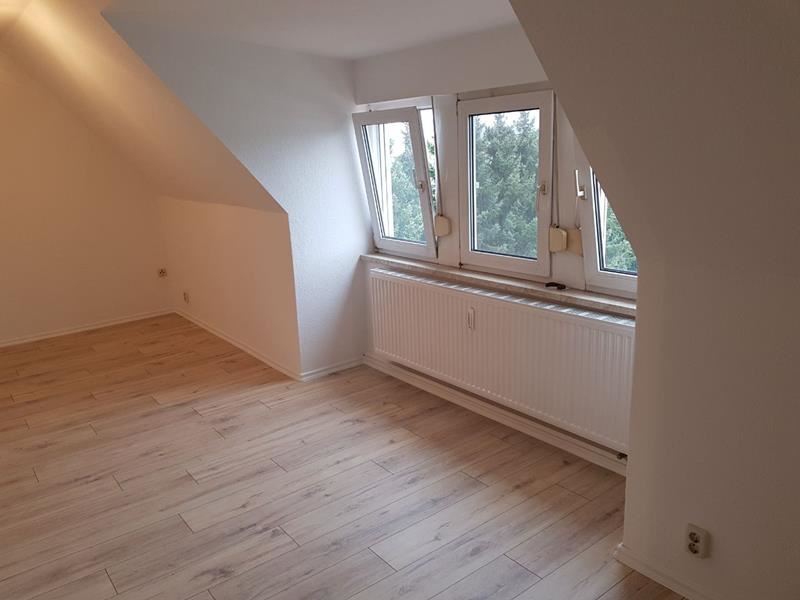 Wohnung zur Miete 270 € 2 Zimmer 54 m²<br/>Wohnfläche 2.<br/>Geschoss ab sofort<br/>Verfügbarkeit Reinsdorf 24 B Reinsdorf Waldheim , Sachs 04736