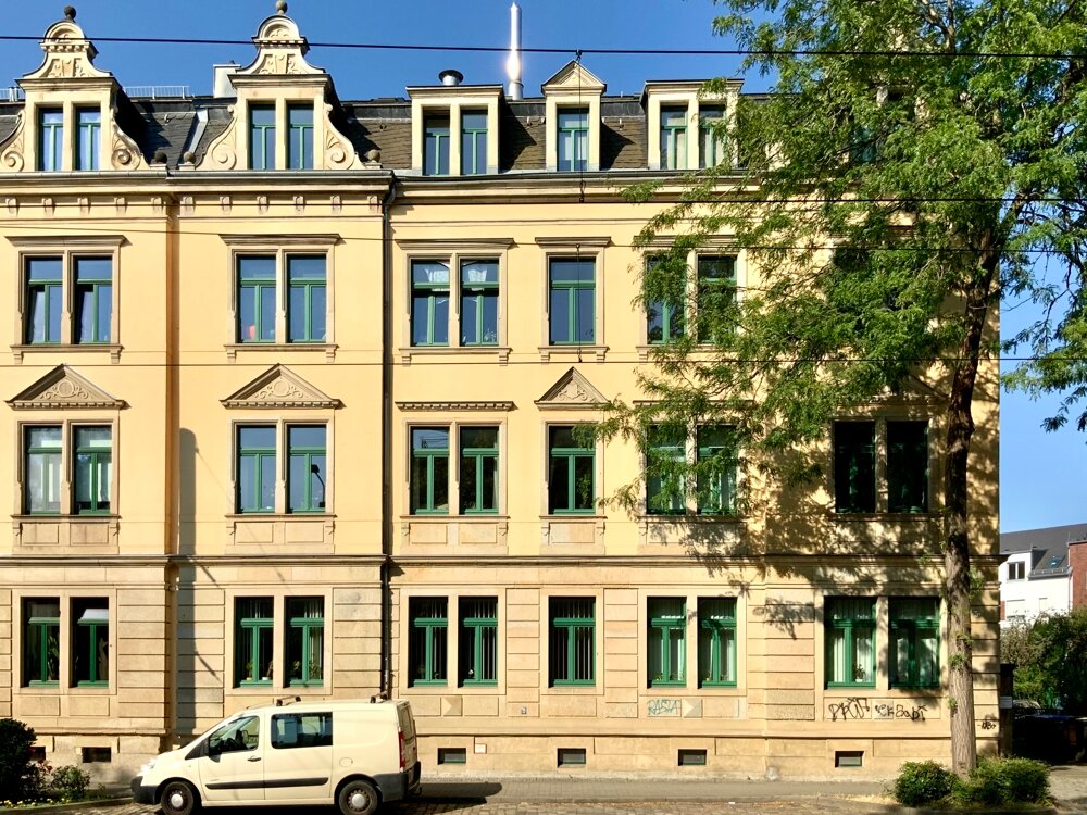 Wohn- und Geschäftshaus zum Kauf als Kapitalanlage geeignet 996.500 € 26 Zimmer 636,7 m²<br/>Fläche 470 m²<br/>Grundstück Pieschen-Nord (Riesaer Str.) Dresden 01129