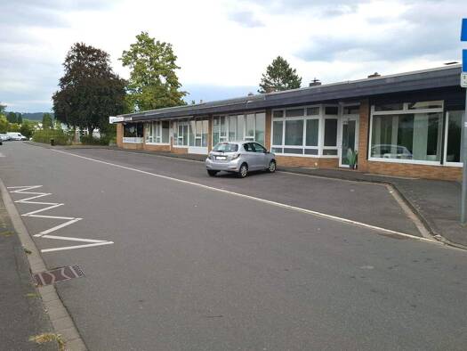 Praxis zum Kauf als Kapitalanlage geeignet 595.000 € 10 Zimmer 195,1 m² Plittersdorf Bonn 53175