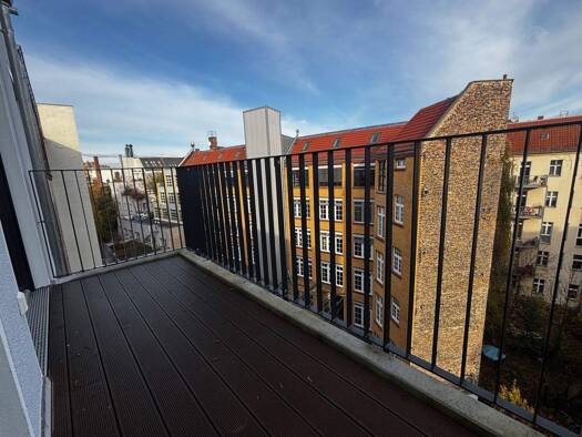 Wohnung zur Miete 2.449 € 4 Zimmer 86,9 m² 5. Geschoss Urbanstr 96a Kreuzberg Berlin 10967